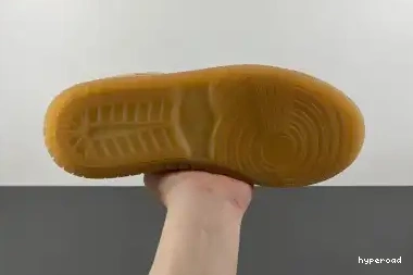 Hyperoad Jordan Vanilla “Pale Sand” SE Low 1 Air 0703